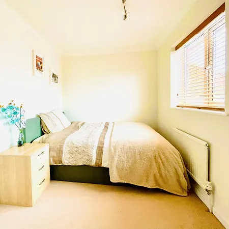 Bed & Breakfast Cosy Quiet Double Almondsbury